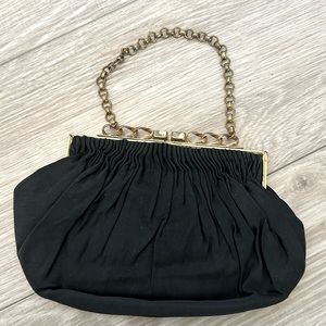 Authentic black 40s clutch bag in grate shape